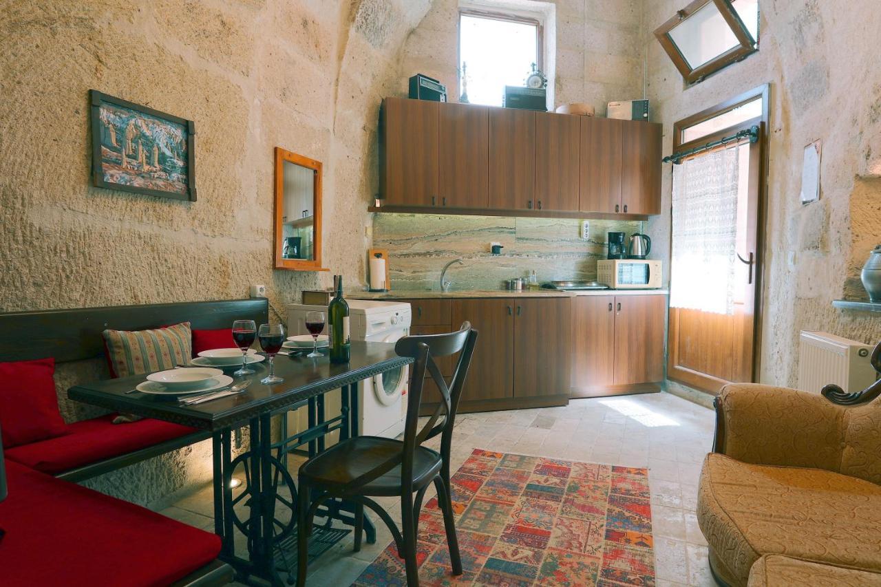 Adelya Cave Hotel Apartments Goreme Exterior photo